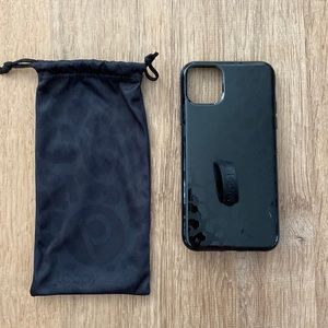IPhone 11 Pro Max black cheetah case